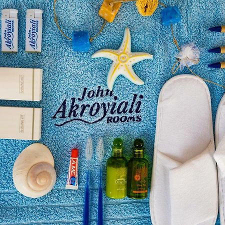 John Akroyiali Loutro Exterior foto